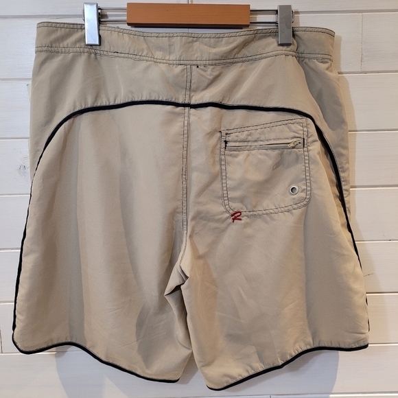 Men's ROOTS Swim shorts - Picture 2 of 9